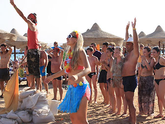 А не важно кто выигарал... главное, что КРА-СНЫ-ЕЕЕЕ!!!!!!!! (фотка с инета) Beach Party