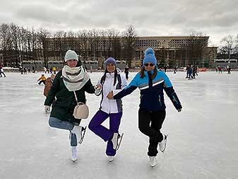 Лужники