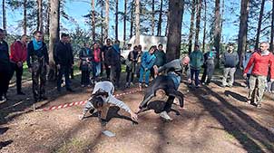 Проходка из точки А в точку Б только по следкам, которые сам же и переставляешь Турслет
